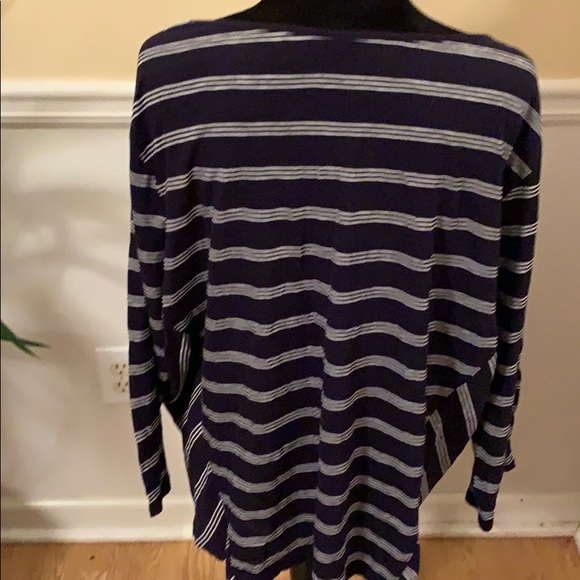 2 for $20 Crown and Ivy Longsleeve T-shirt - Picture 2 of 4